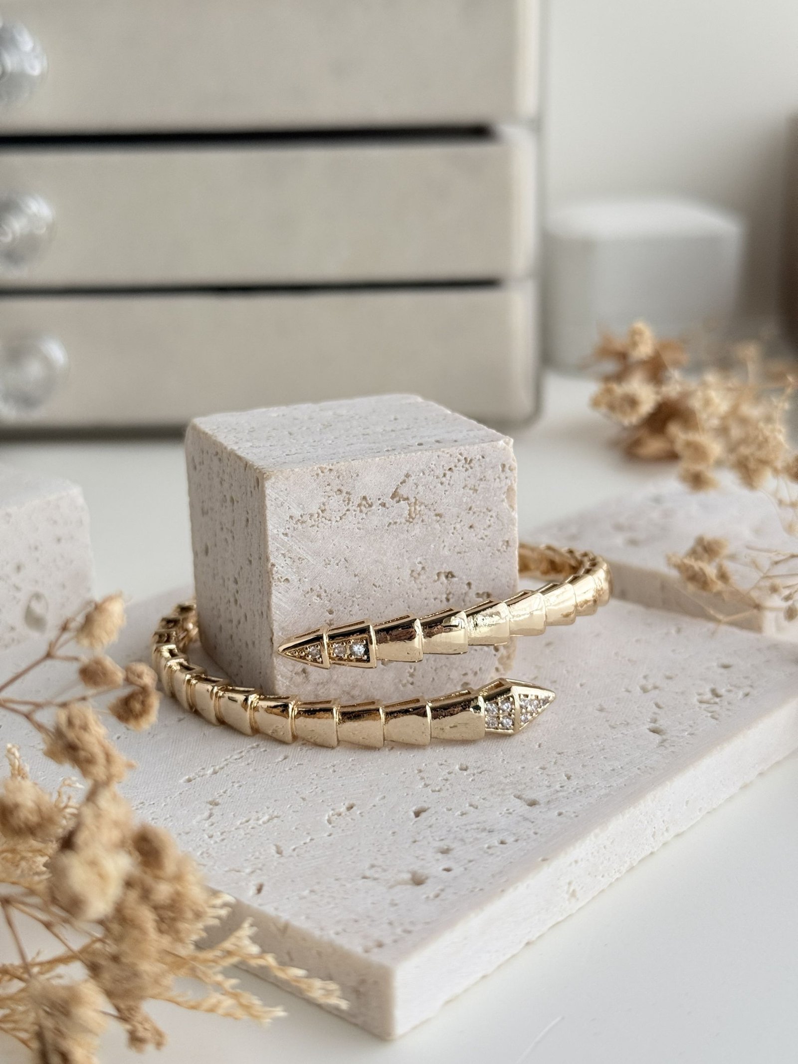 Seraphine Edge Cuff