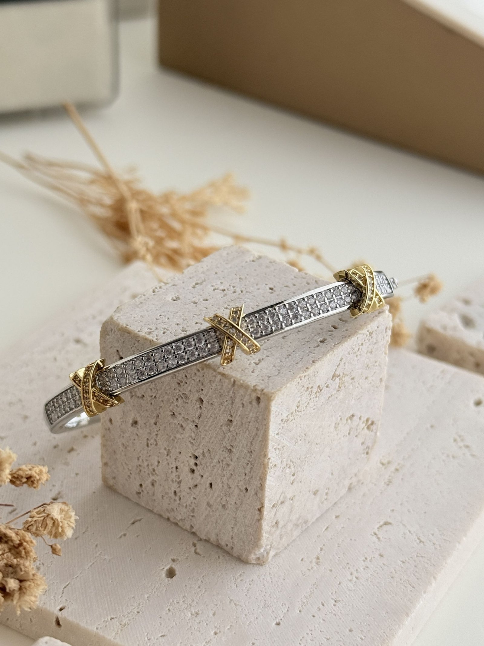 Crossline Cuff