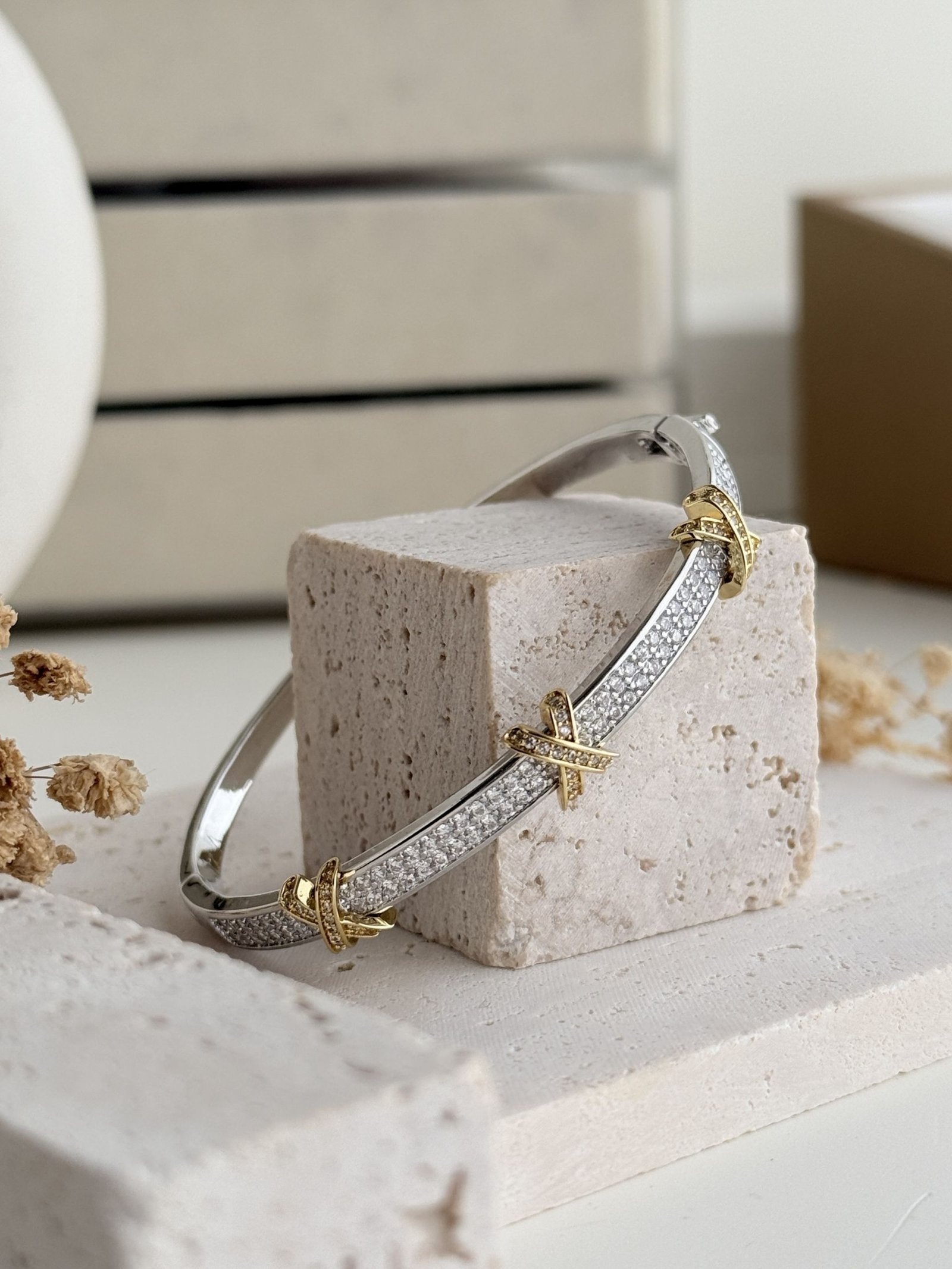 Crossline Cuff
