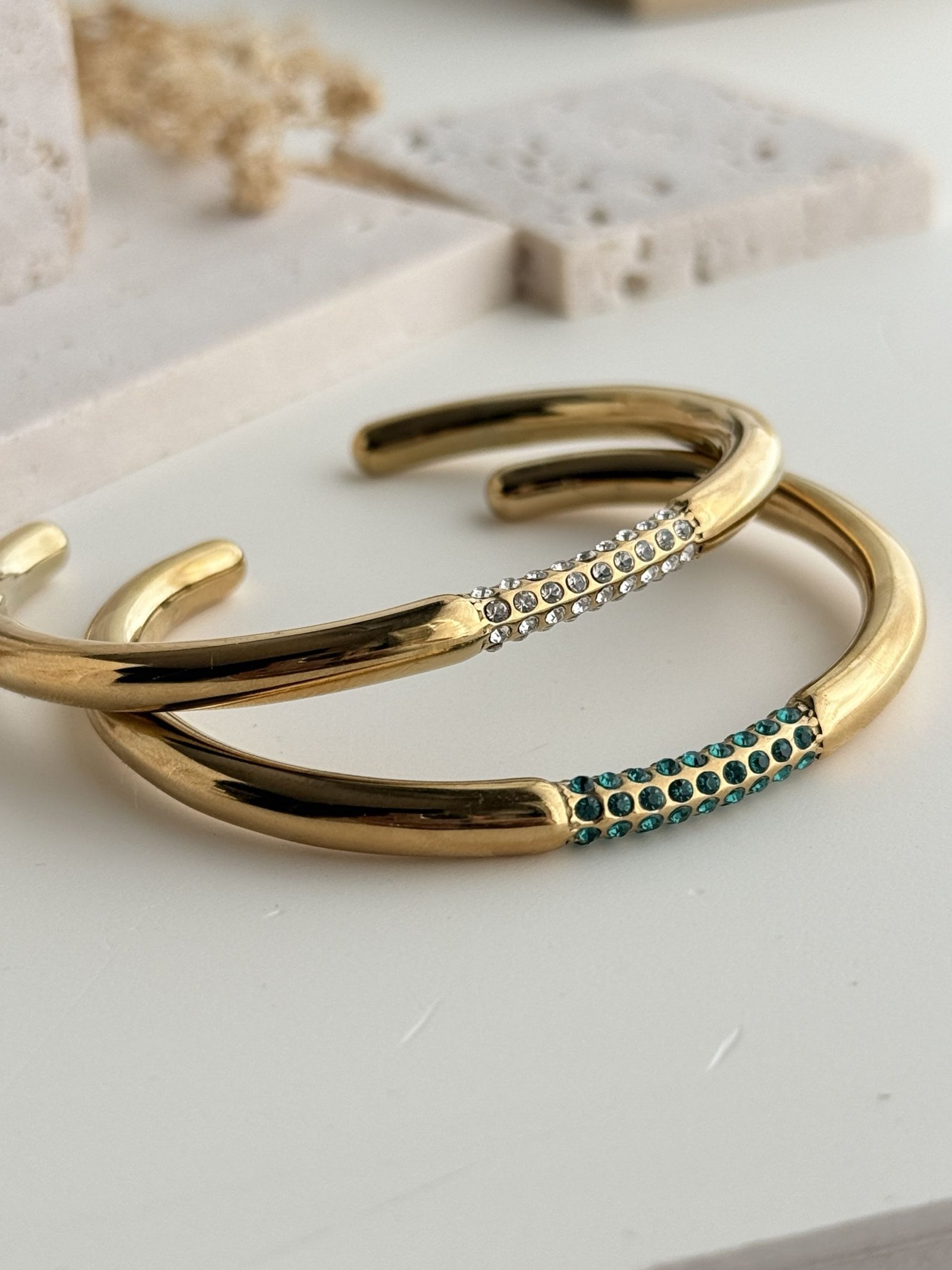 Verona Twin Cuff