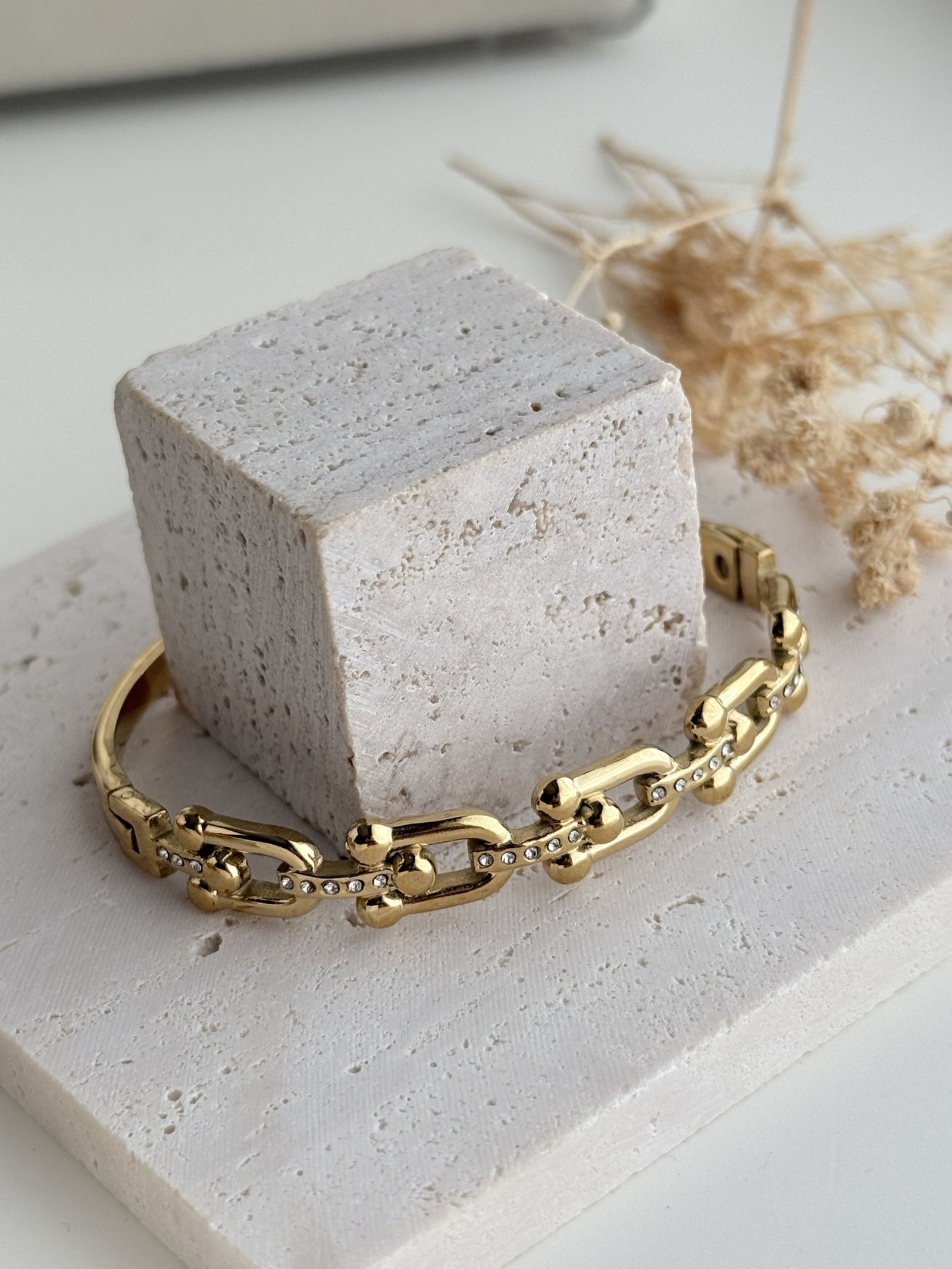 Aria Link Cuff