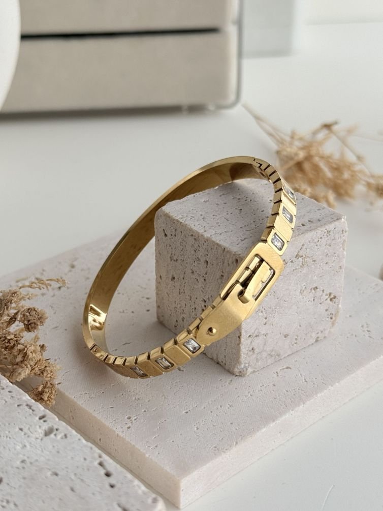 Verona Lock Cuff