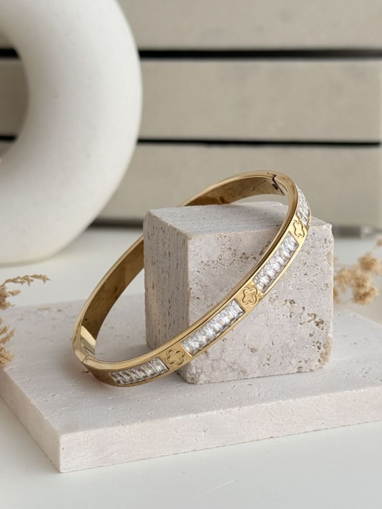 Lumière Line Cuff