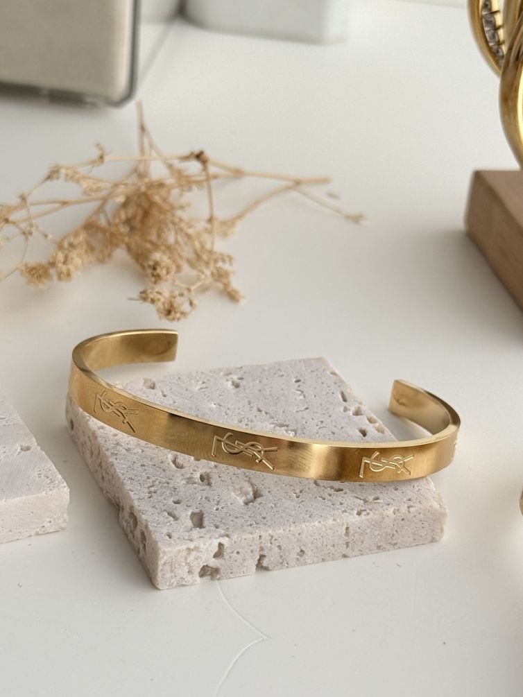Monarque Signature Cuff