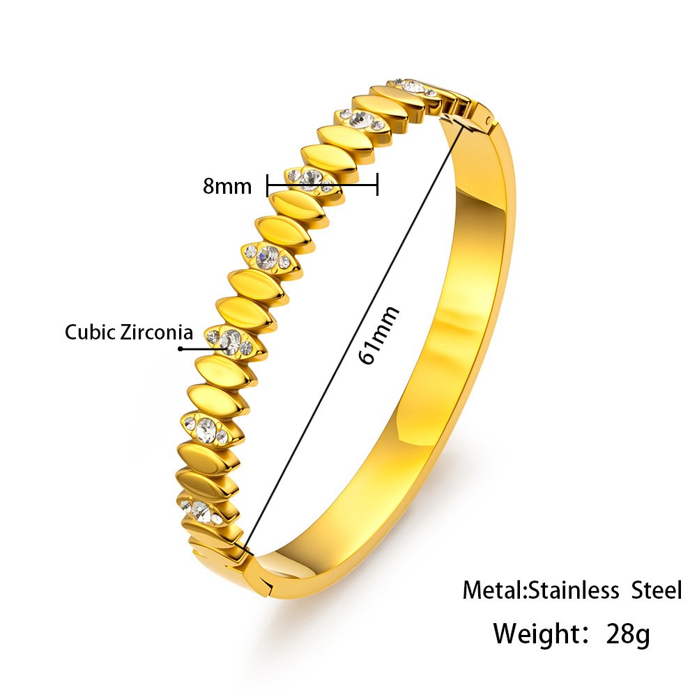 Amara Marquise Cuff