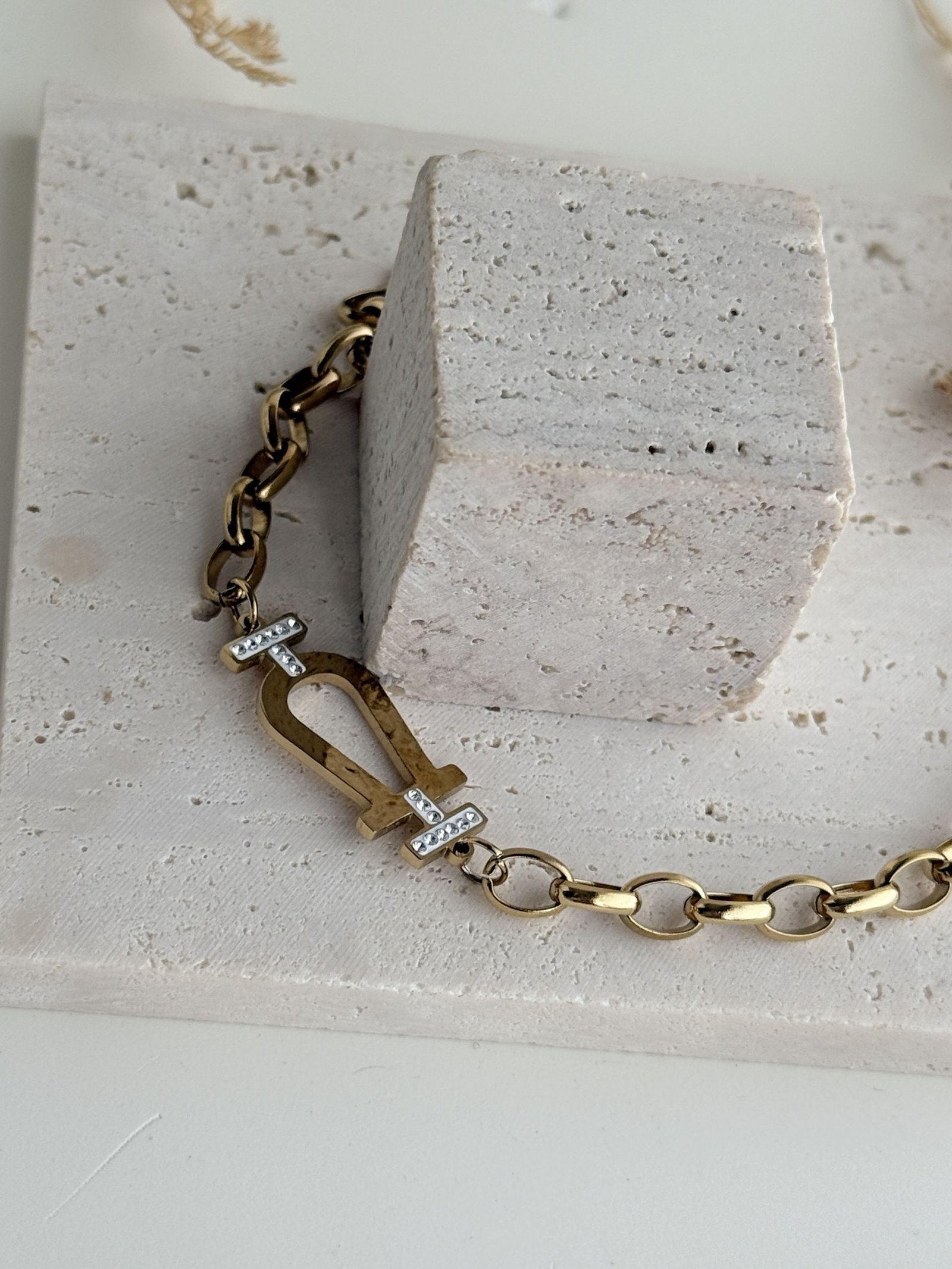 Γlan Horseshoe Link Bracelet