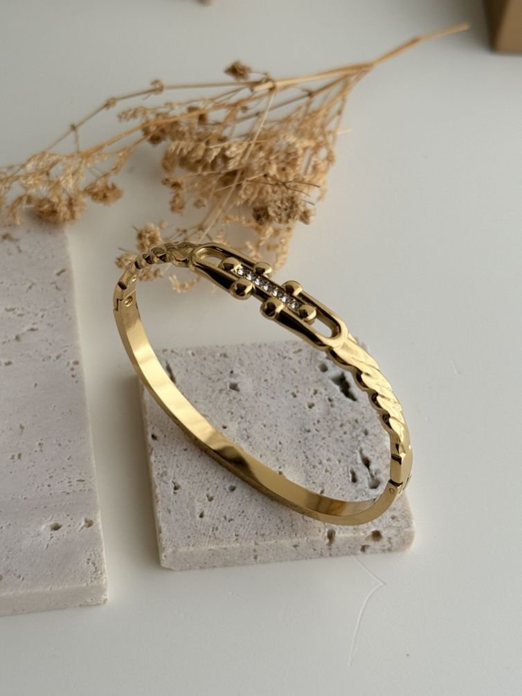 Seraph Lock Cuff