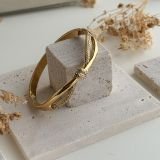 Lumière Bow Cuff