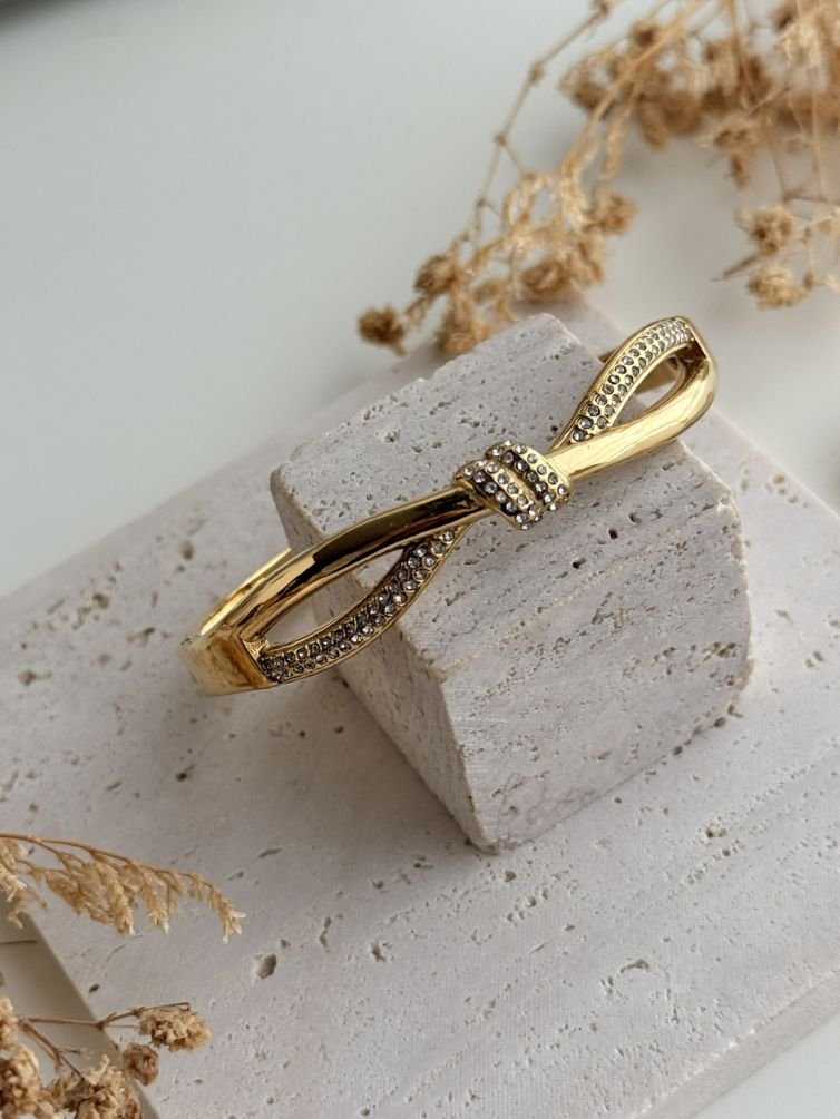 Lumière Bow Cuff