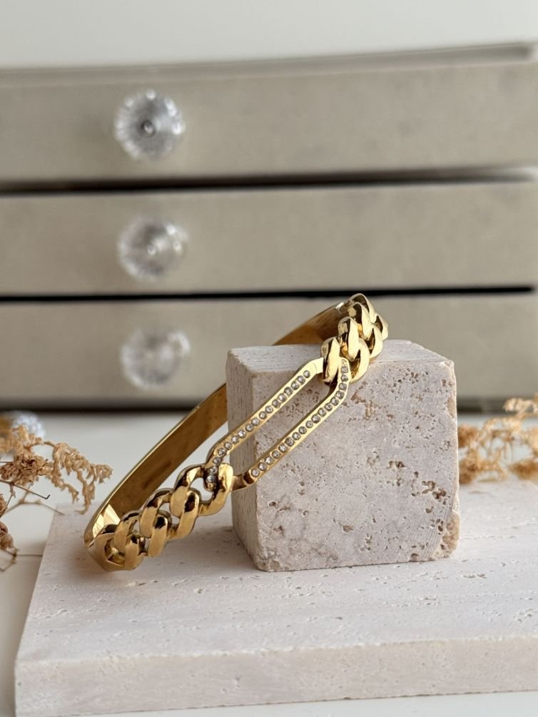 Valora Zircon Link Cuff