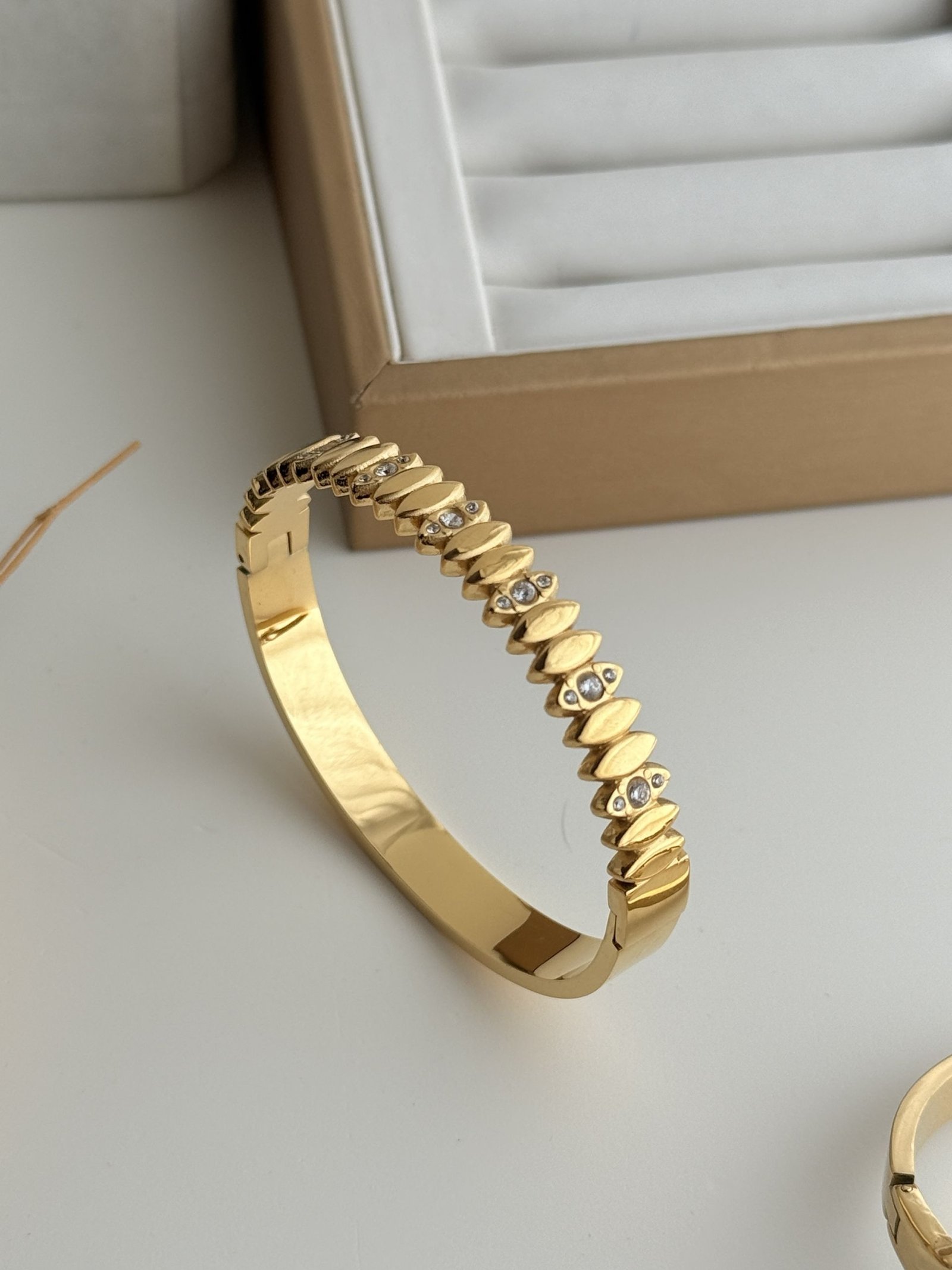 Amara Marquise Cuff