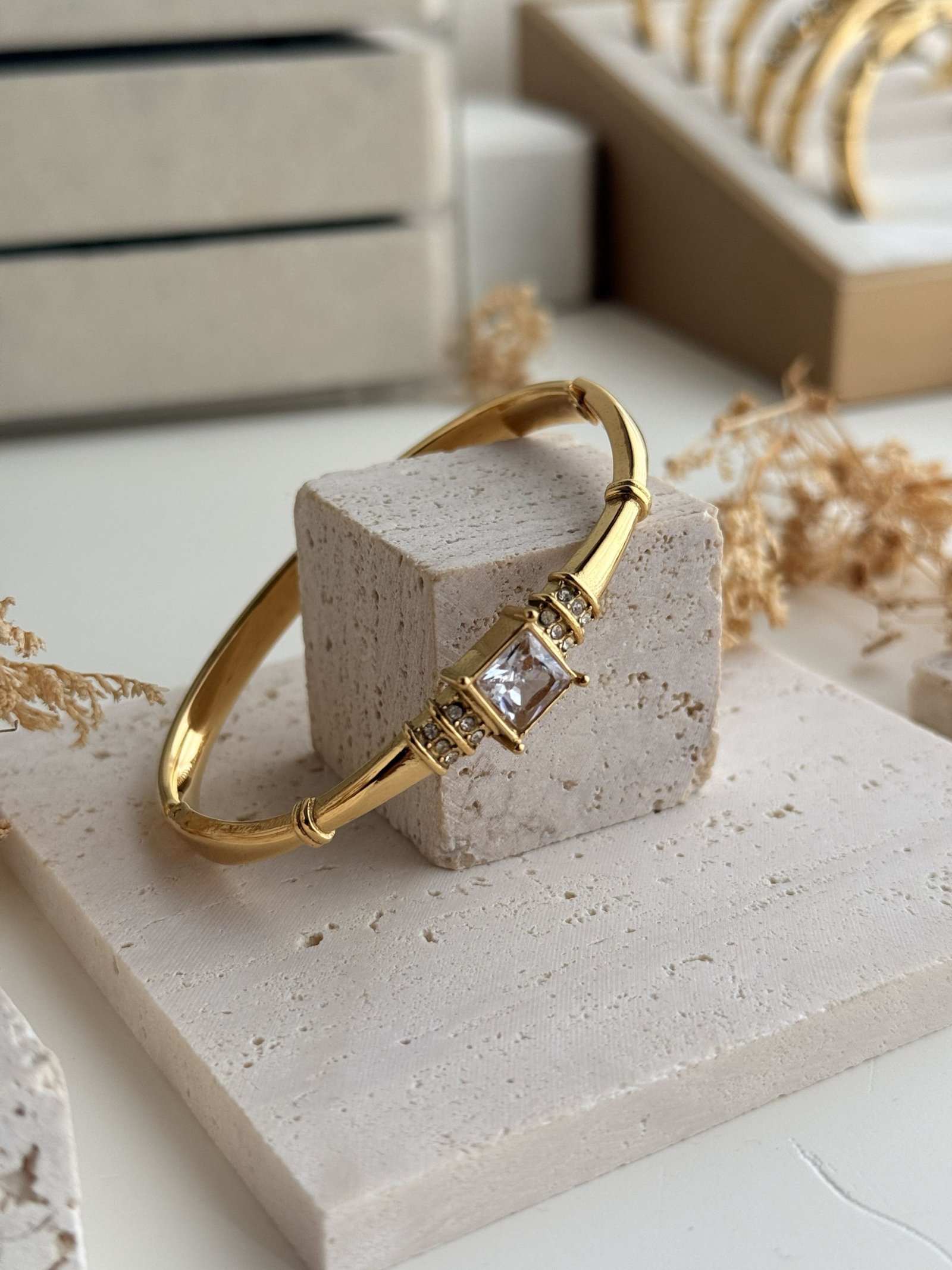 Calista Square Stone Cuff