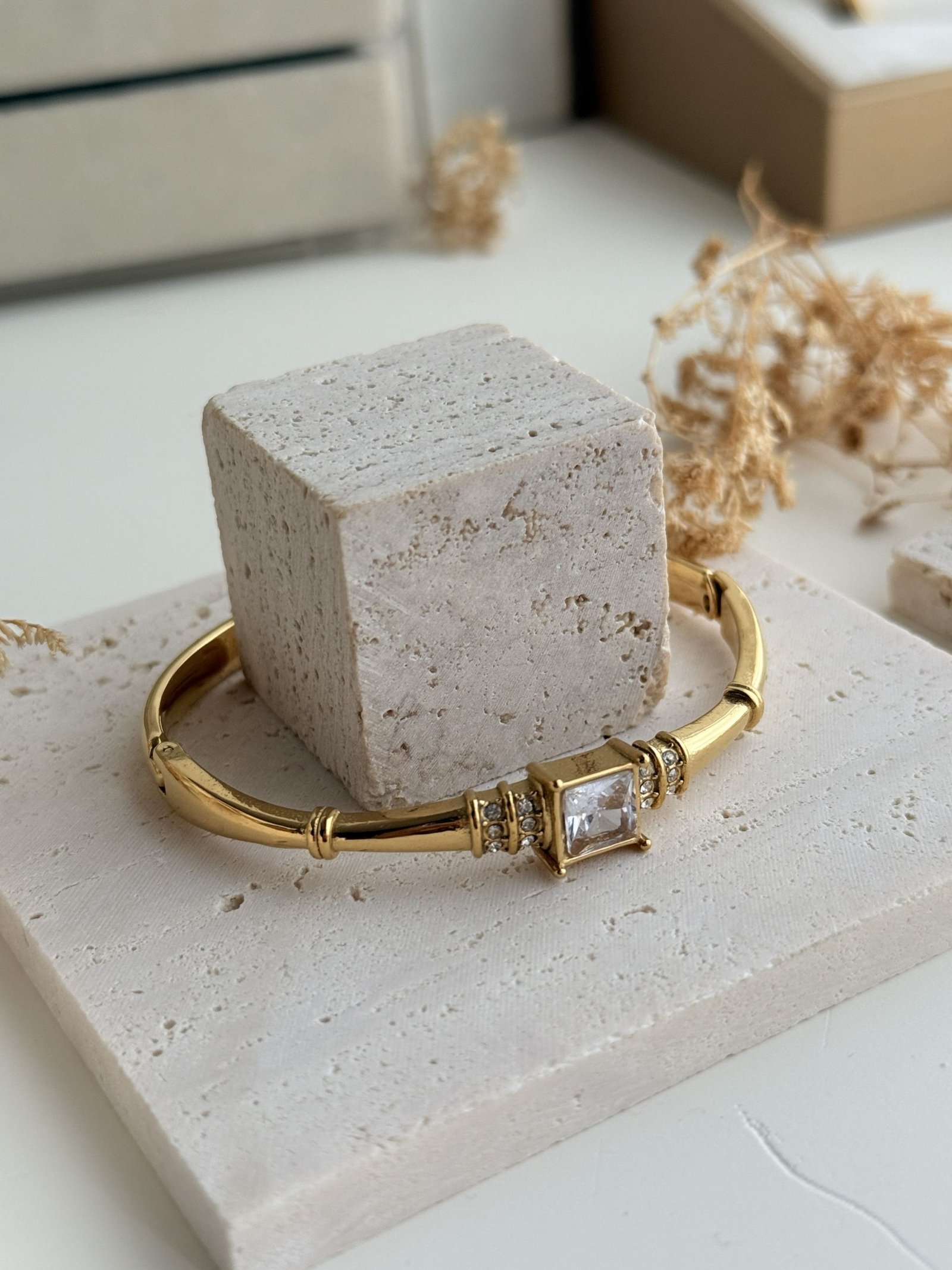 Calista Square Stone Cuff
