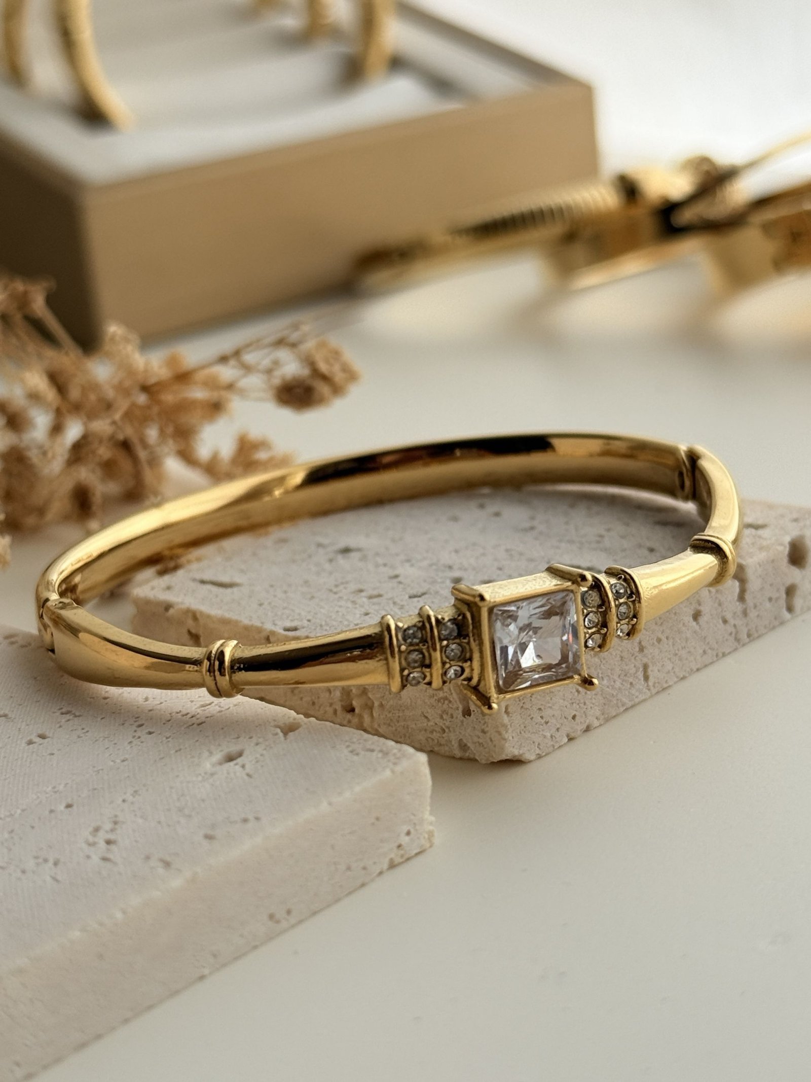 Calista Square Stone Cuff