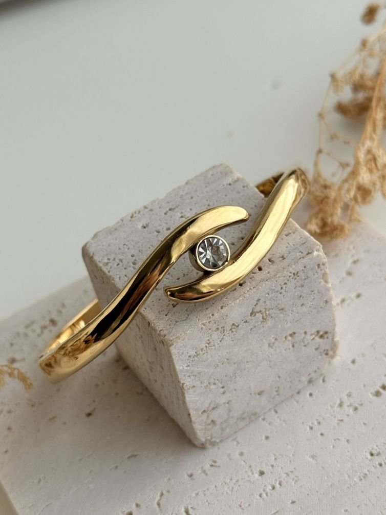 Virelle Wave Cuff
