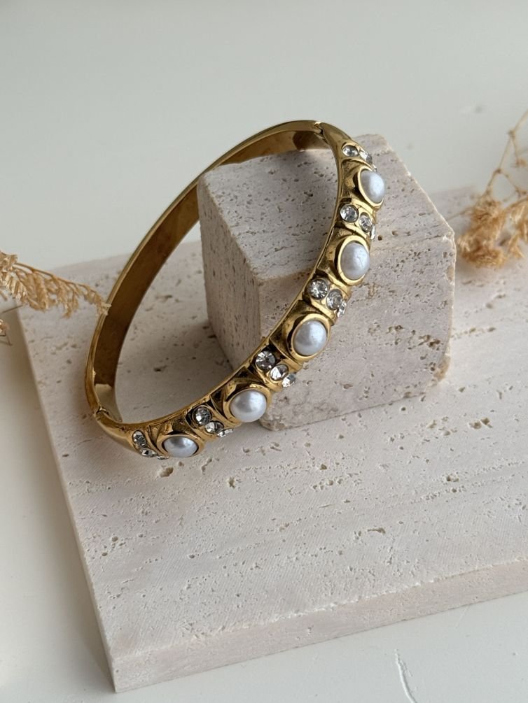Mirielle Pearl Cuff