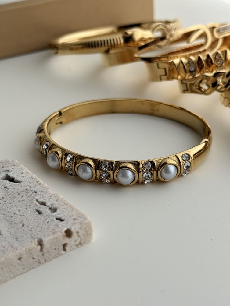 Mirielle Pearl Cuff