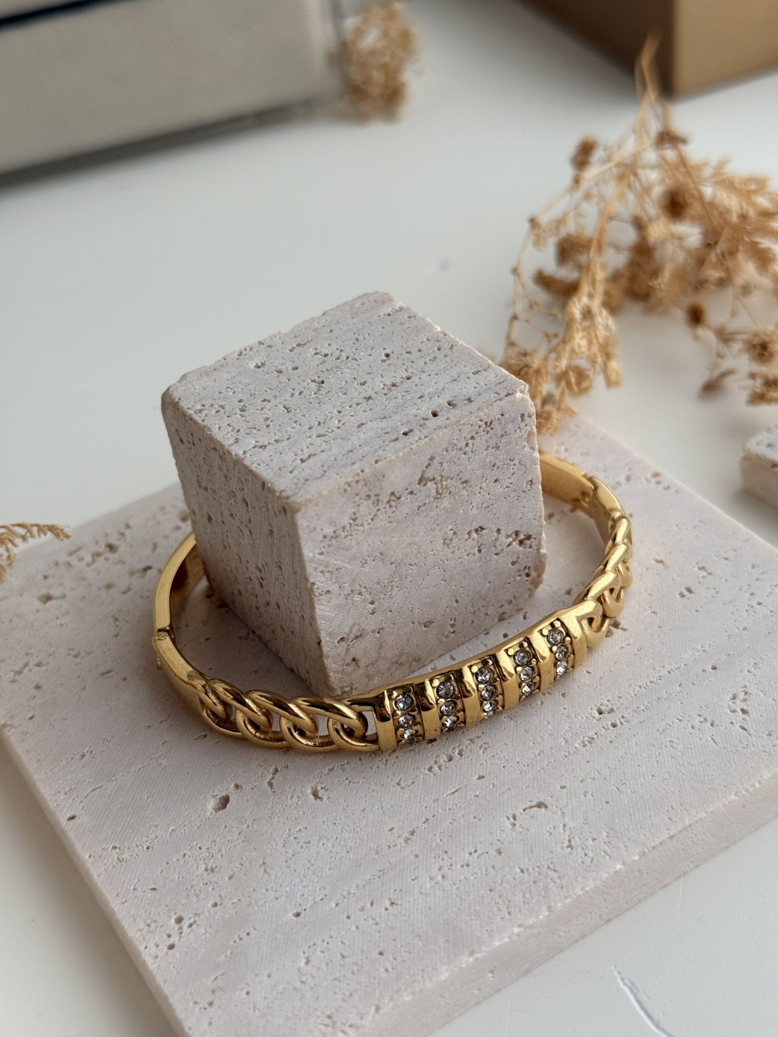 Sorelle Braided Cuff