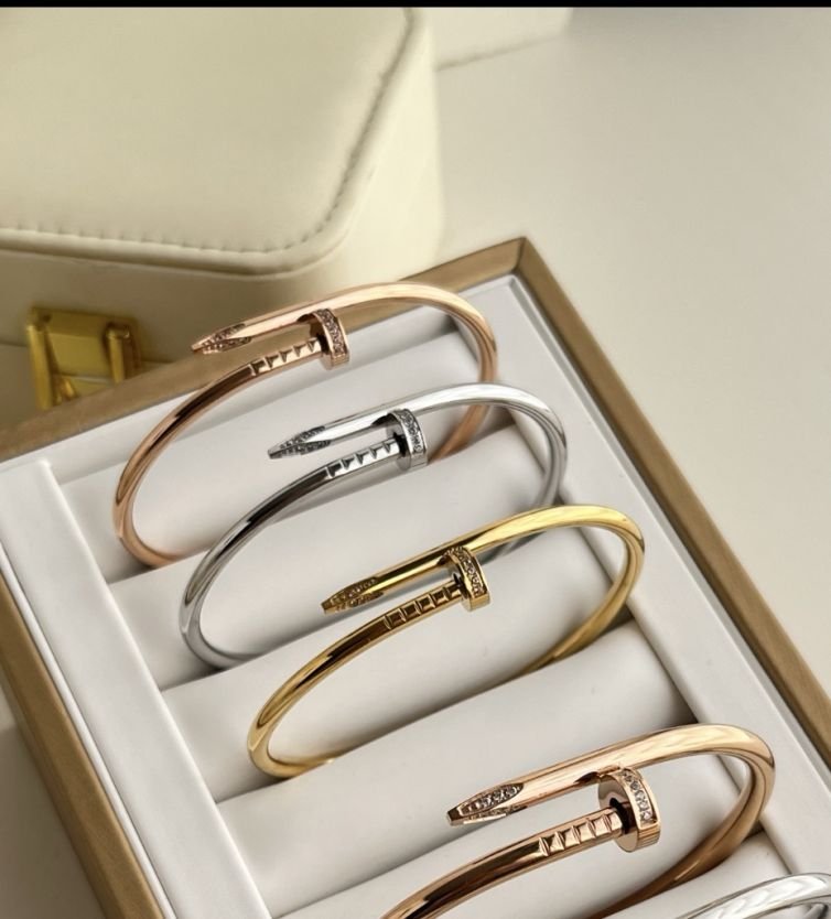 Noéline Screw Cuff (Narrow version)