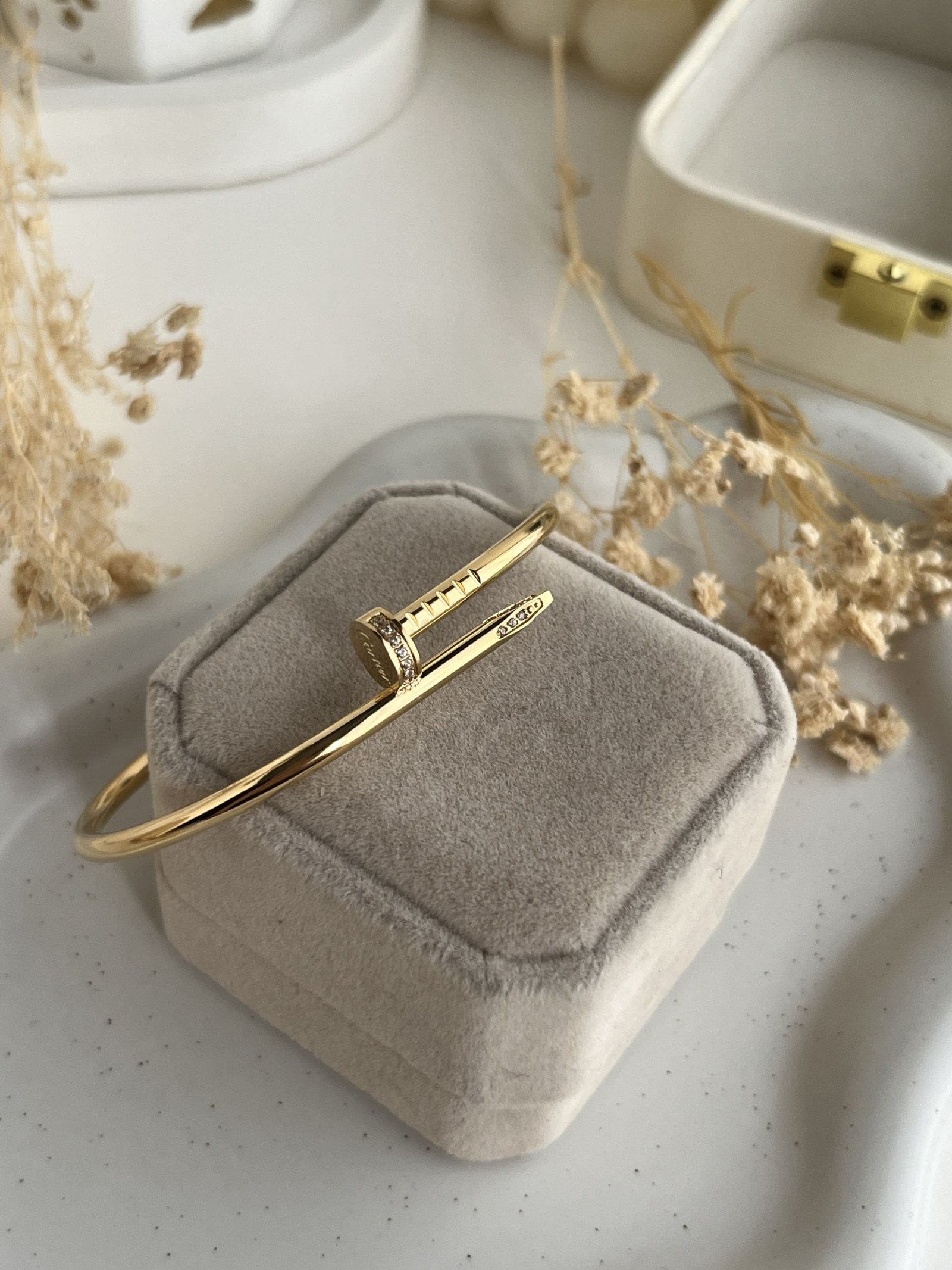 NoΓ©line Screw Cuff (Narrow version)