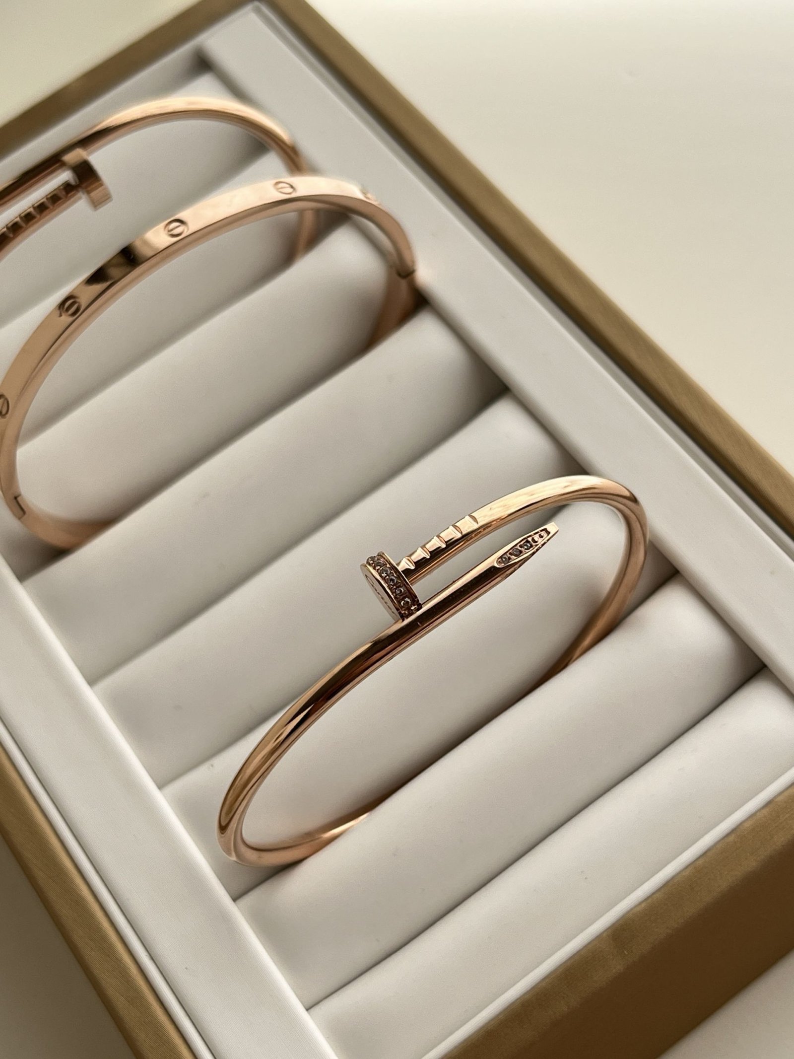 NoΓ©line Screw Cuff (Narrow version)