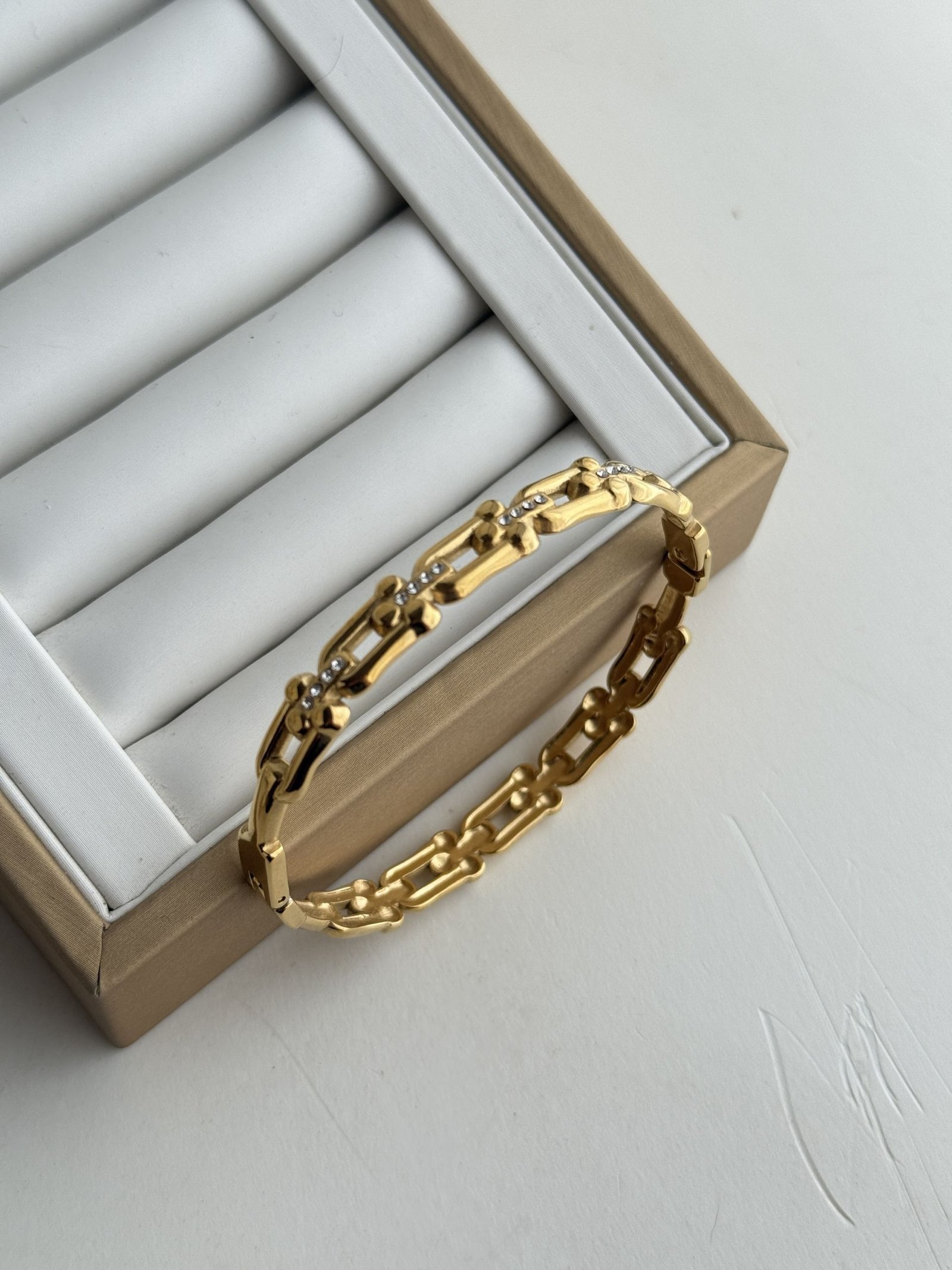 Orelia Orbit Link Cuff